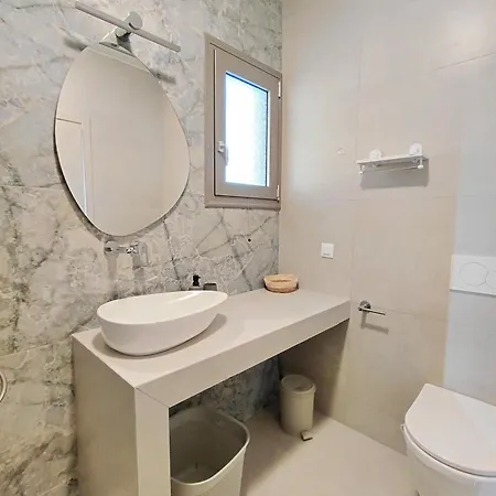 Vallianos D Βίλα